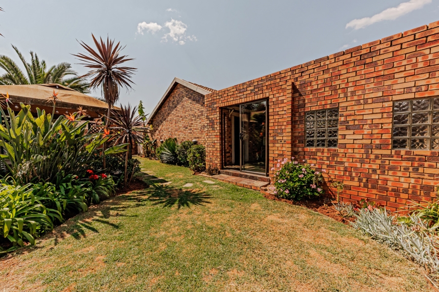 3 Bedroom Property for Sale in Whiteridge Gauteng