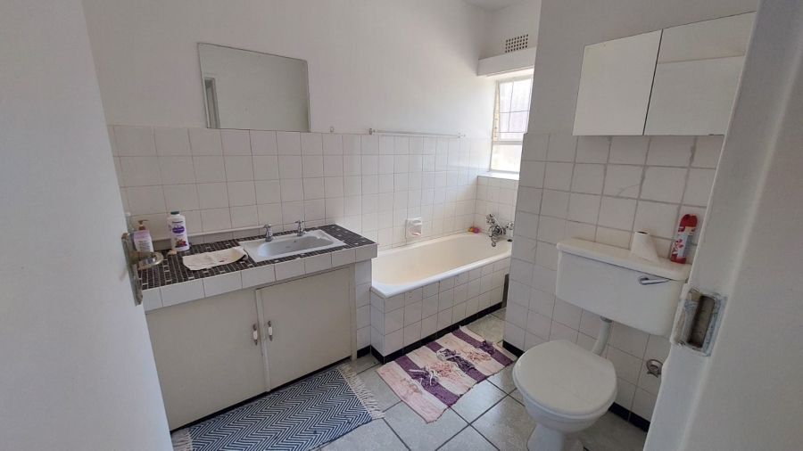 2 Bedroom Property for Sale in Greenhills Gauteng