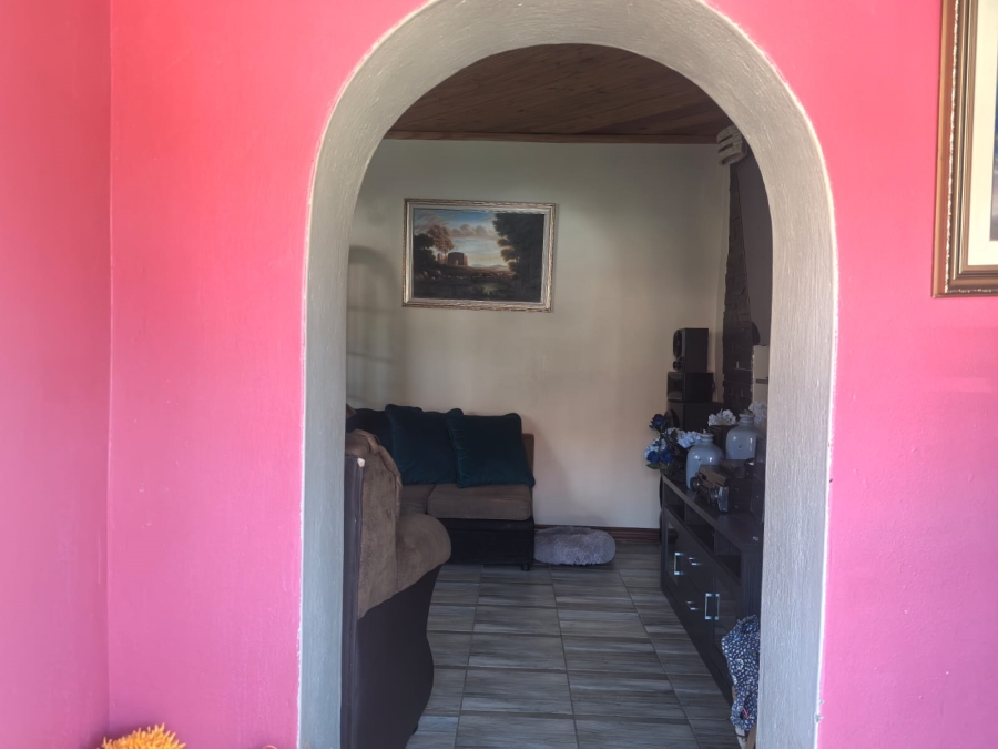 4 Bedroom Property for Sale in Roodepoort North Gauteng