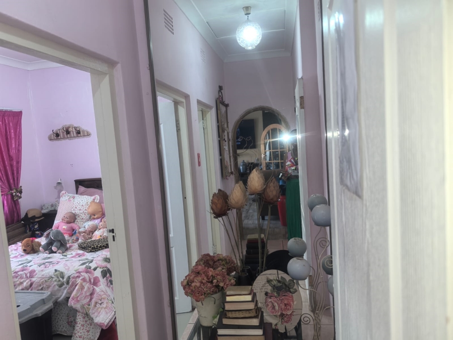 4 Bedroom Property for Sale in Roodepoort North Gauteng