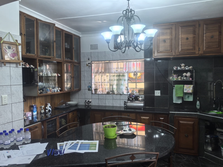 4 Bedroom Property for Sale in Roodepoort North Gauteng