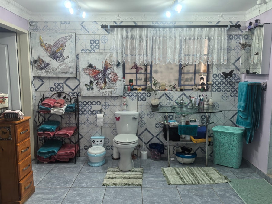 4 Bedroom Property for Sale in Roodepoort North Gauteng