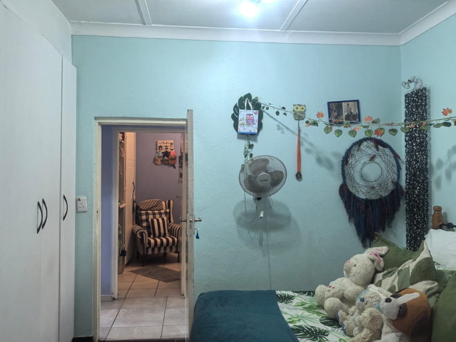 4 Bedroom Property for Sale in Roodepoort North Gauteng