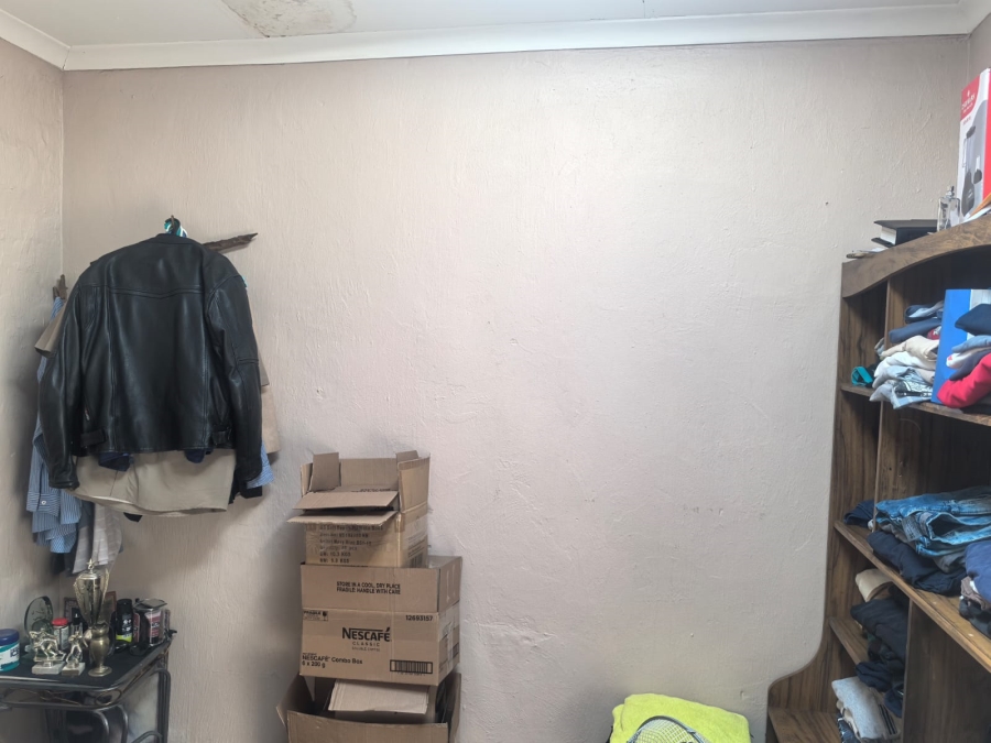 4 Bedroom Property for Sale in Roodepoort North Gauteng