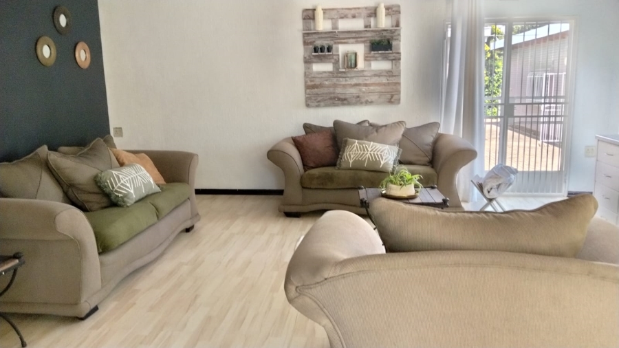 4 Bedroom Property for Sale in Noordheuwel Gauteng