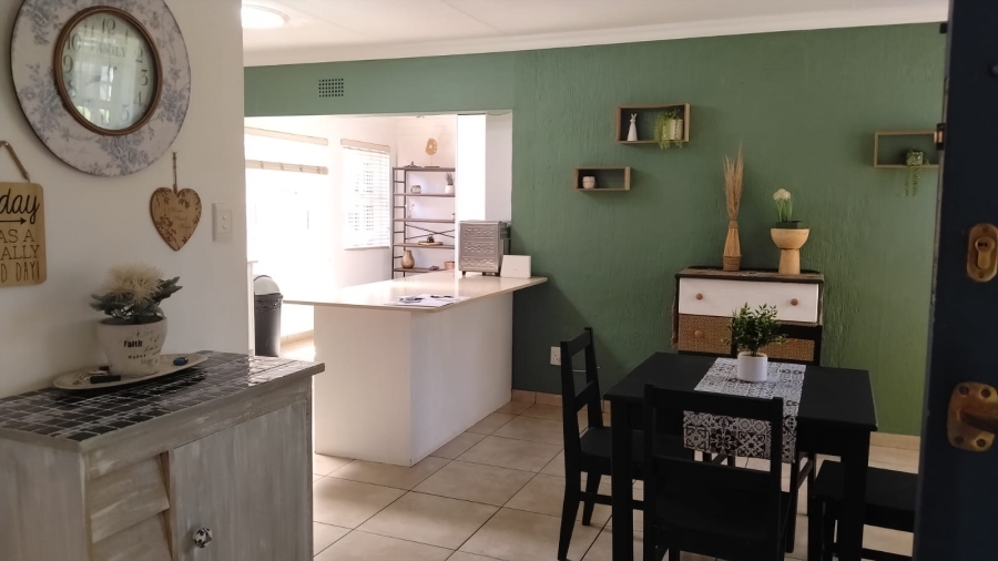 4 Bedroom Property for Sale in Noordheuwel Gauteng