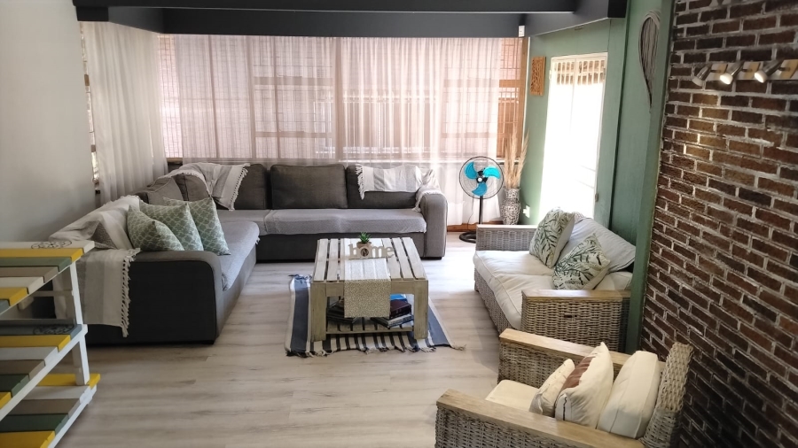 4 Bedroom Property for Sale in Noordheuwel Gauteng