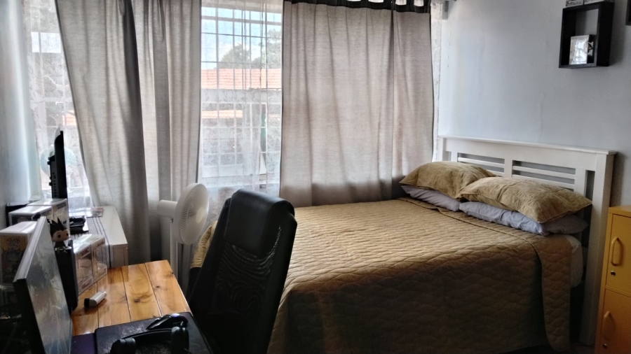 4 Bedroom Property for Sale in Noordheuwel Gauteng