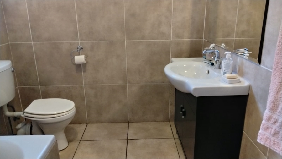 4 Bedroom Property for Sale in Noordheuwel Gauteng