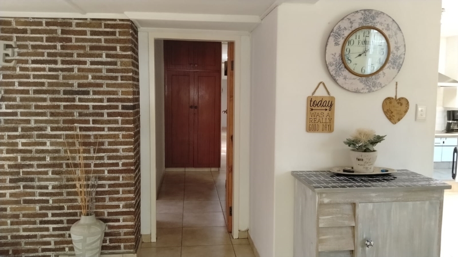 4 Bedroom Property for Sale in Noordheuwel Gauteng