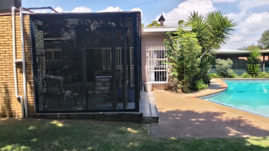 4 Bedroom Property for Sale in Noordheuwel Gauteng