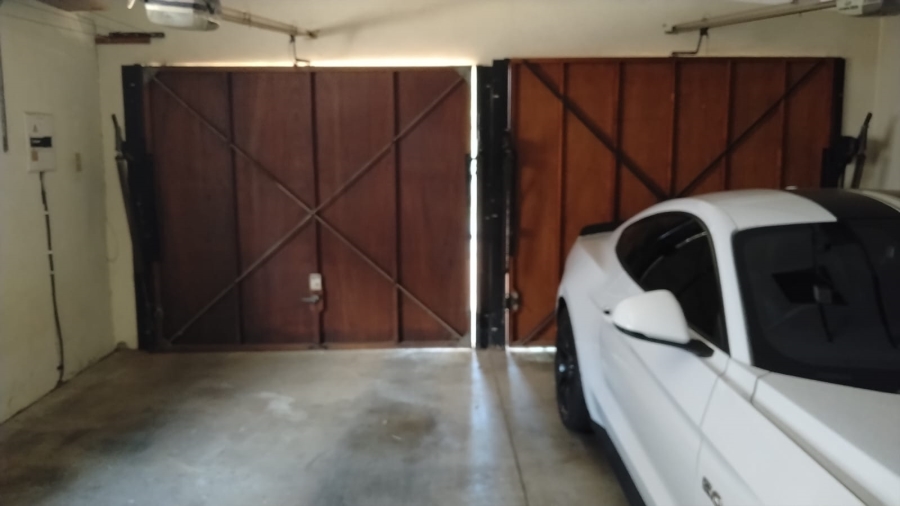 4 Bedroom Property for Sale in Noordheuwel Gauteng