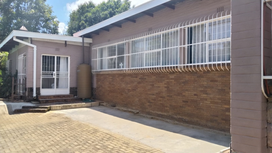 4 Bedroom Property for Sale in Noordheuwel Gauteng