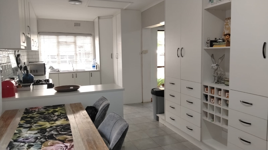 4 Bedroom Property for Sale in Noordheuwel Gauteng