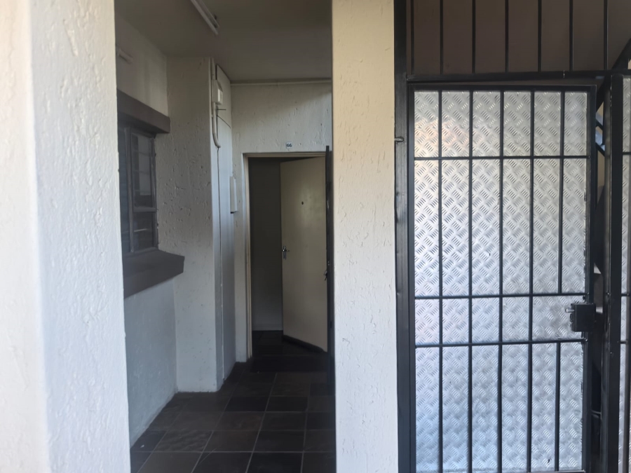 3 Bedroom Property for Sale in Weltevreden Park Gauteng