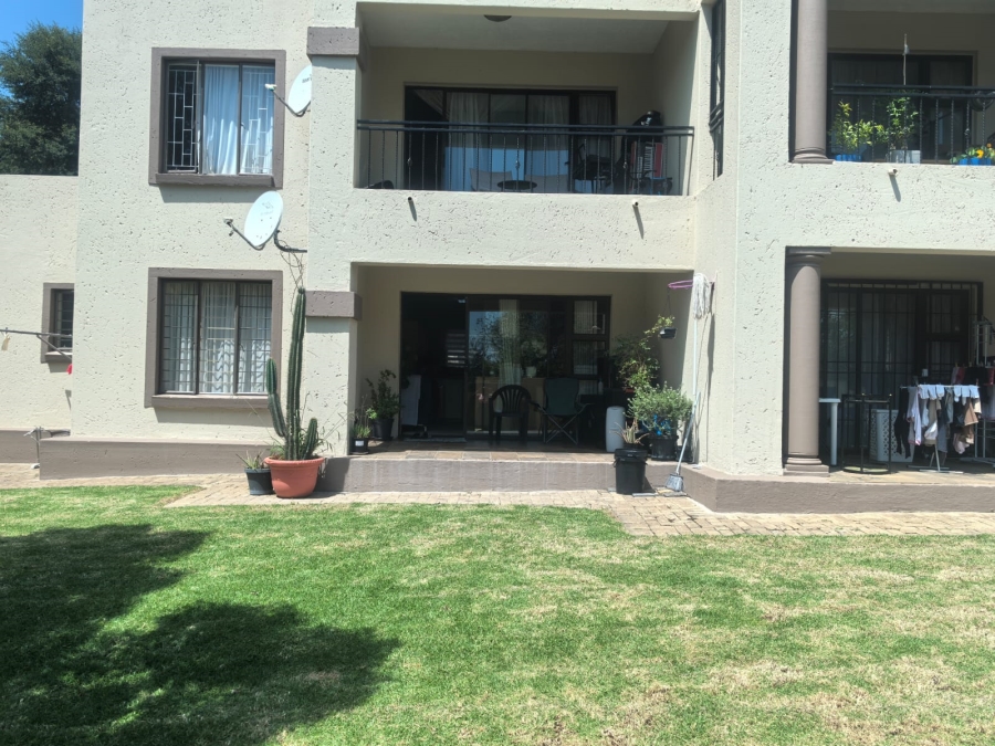 3 Bedroom Property for Sale in Weltevreden Park Gauteng