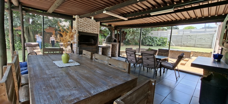 4 Bedroom Property for Sale in Noordheuwel Gauteng