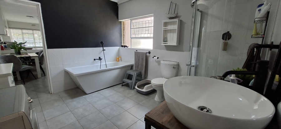 4 Bedroom Property for Sale in Noordheuwel Gauteng