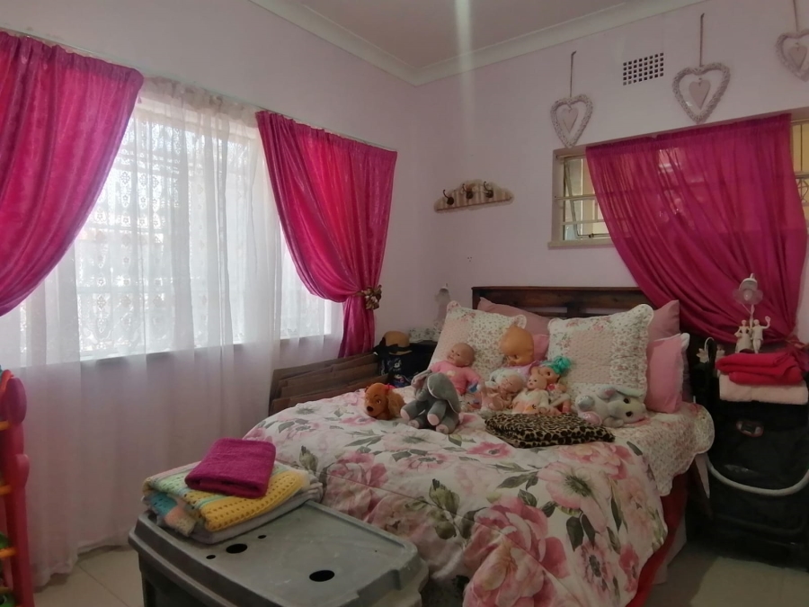 4 Bedroom Property for Sale in Roodepoort North Gauteng