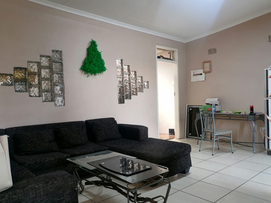 4 Bedroom Property for Sale in Roodepoort North Gauteng