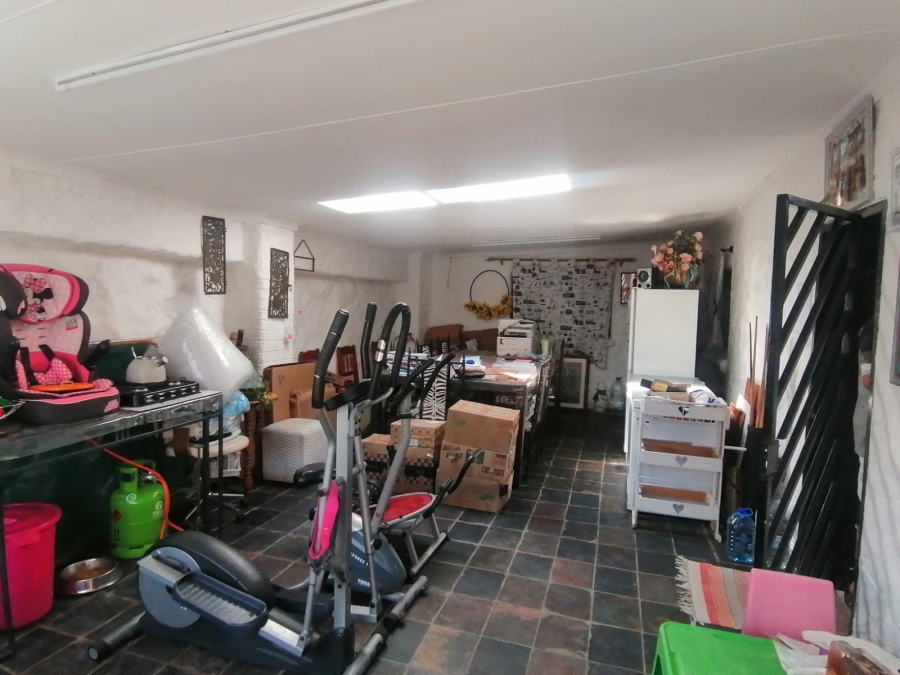 4 Bedroom Property for Sale in Roodepoort North Gauteng