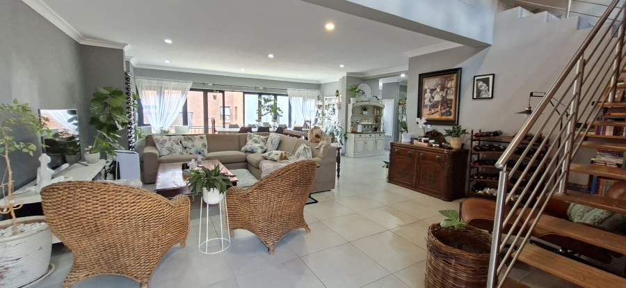 3 Bedroom Property for Sale in Willowbrook Gauteng