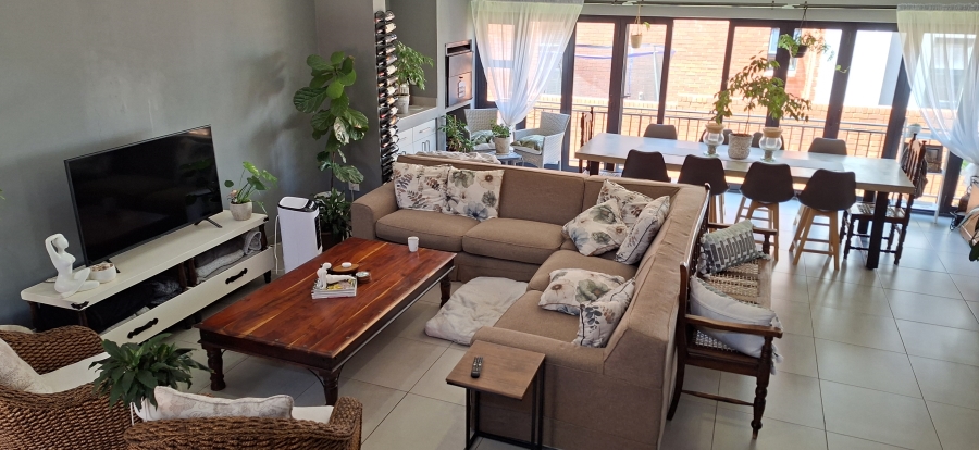 3 Bedroom Property for Sale in Willowbrook Gauteng