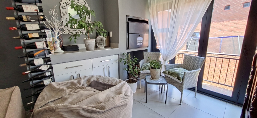 3 Bedroom Property for Sale in Willowbrook Gauteng