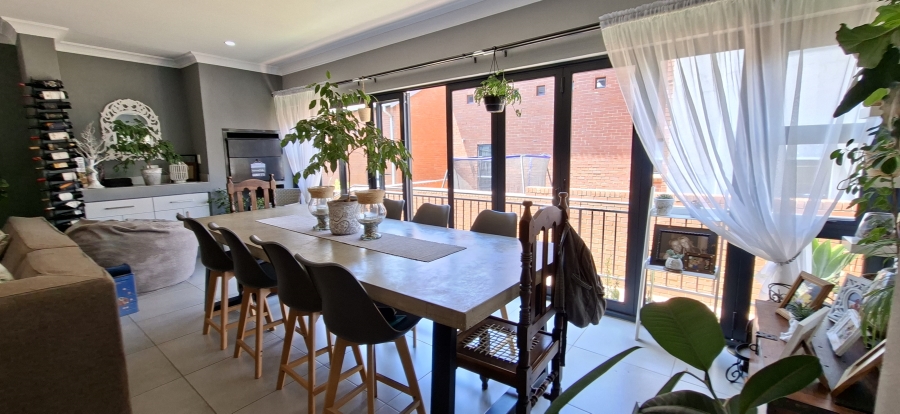 3 Bedroom Property for Sale in Willowbrook Gauteng