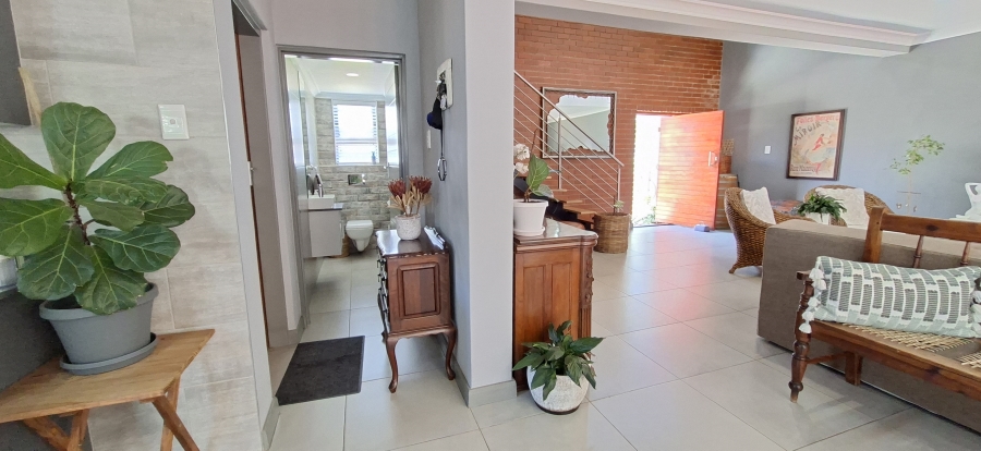 3 Bedroom Property for Sale in Willowbrook Gauteng