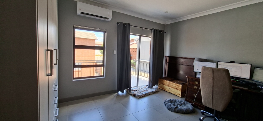 3 Bedroom Property for Sale in Willowbrook Gauteng
