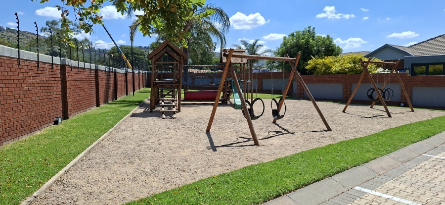 3 Bedroom Property for Sale in Willowbrook Gauteng