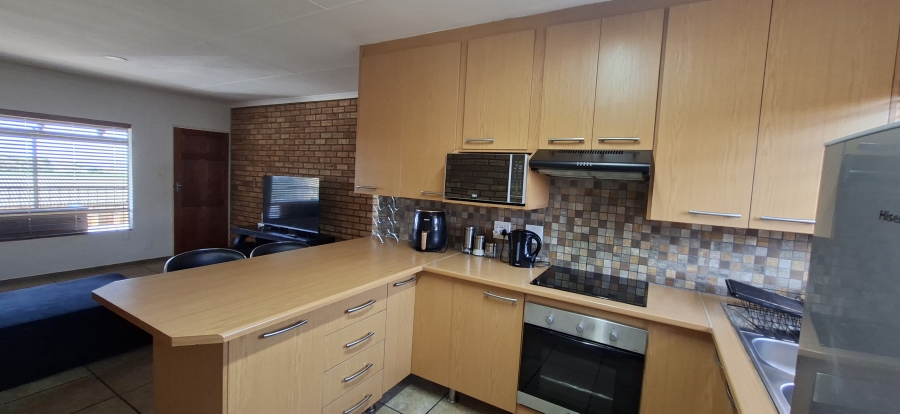2 Bedroom Property for Sale in Rant En Dal Gauteng