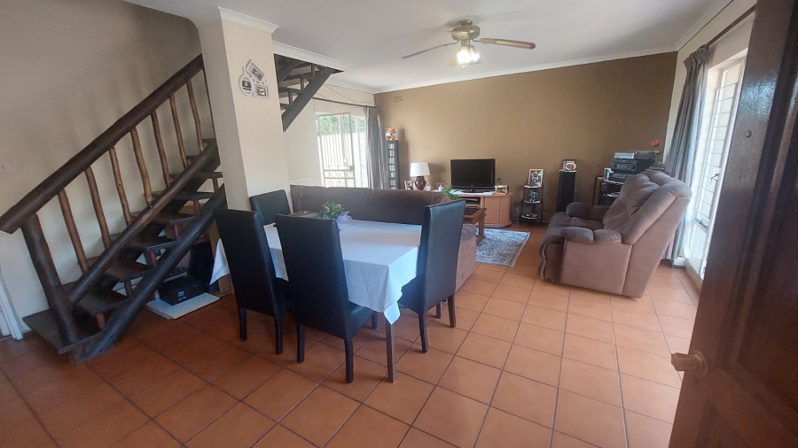 3 Bedroom Property for Sale in Weltevreden Gauteng