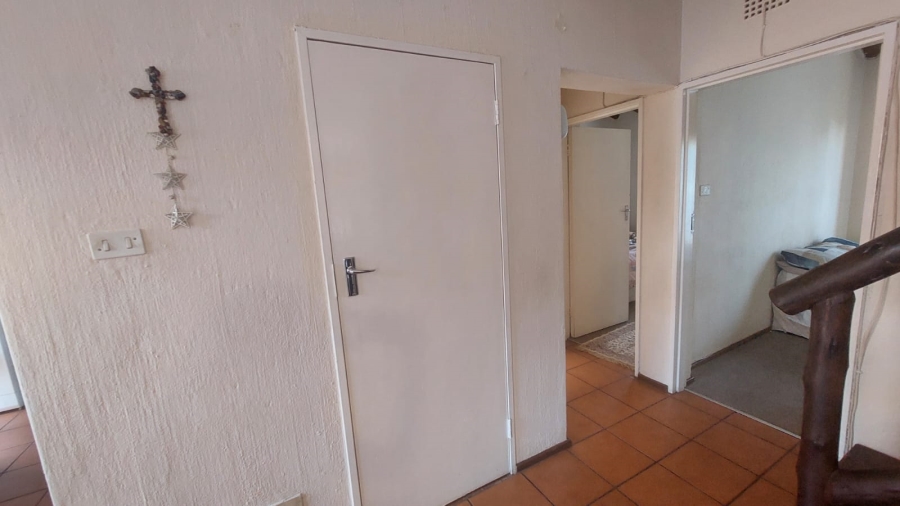 3 Bedroom Property for Sale in Weltevreden Gauteng
