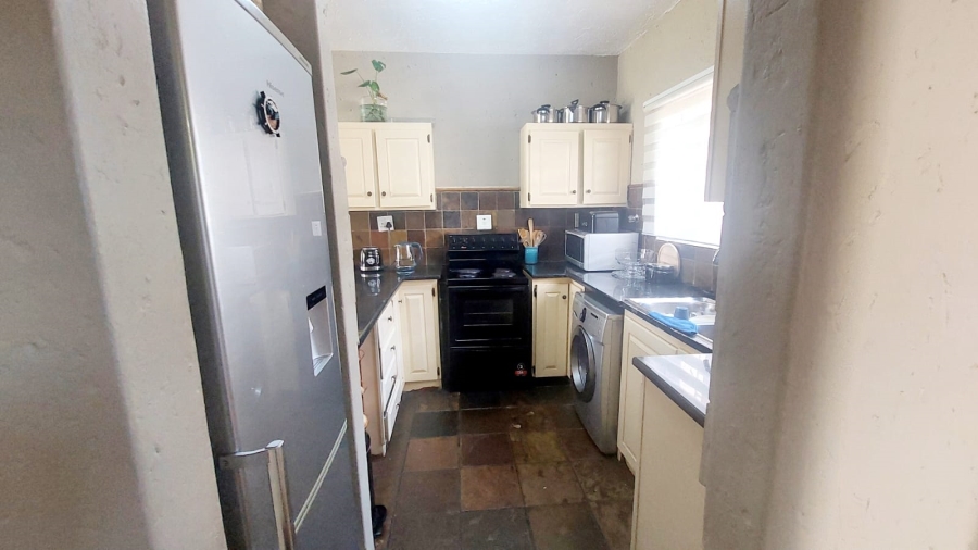 3 Bedroom Property for Sale in Weltevreden Gauteng