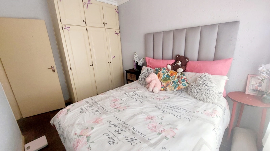 3 Bedroom Property for Sale in Weltevreden Gauteng