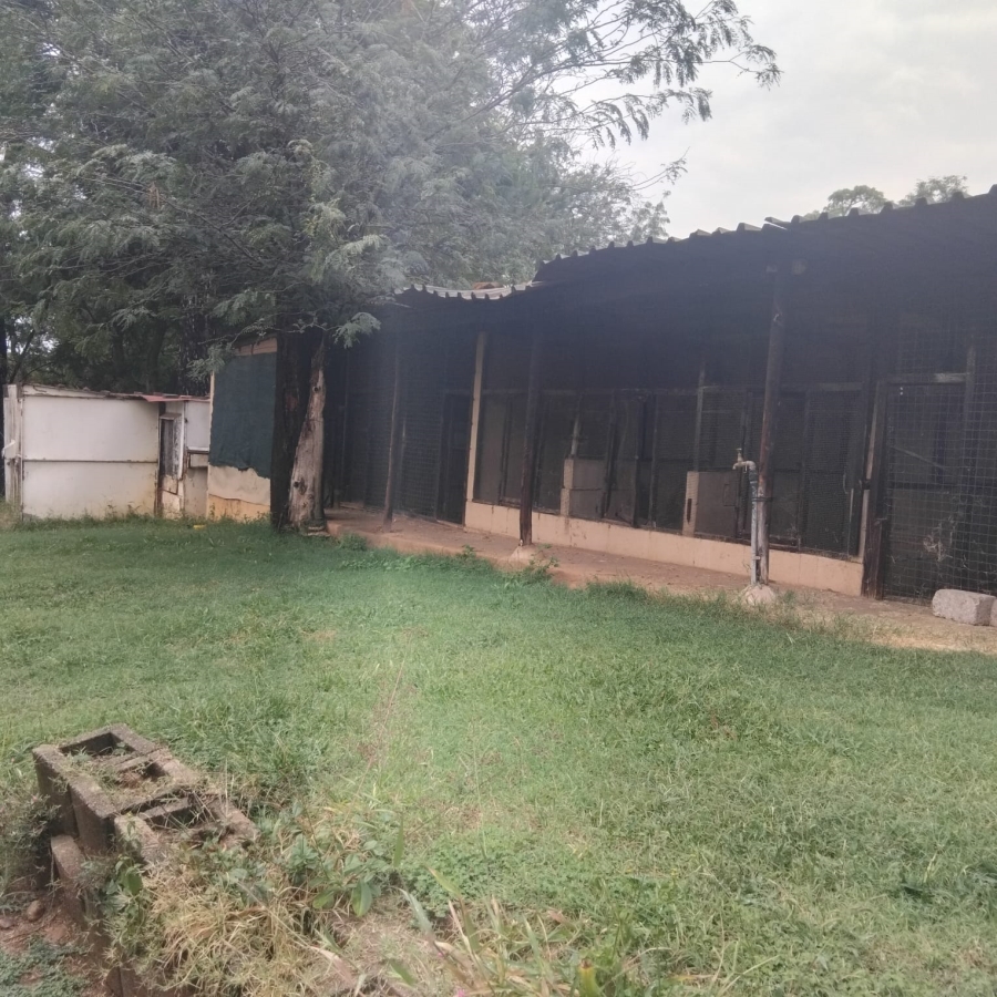 5 Bedroom Property for Sale in Diswilmar A H Gauteng