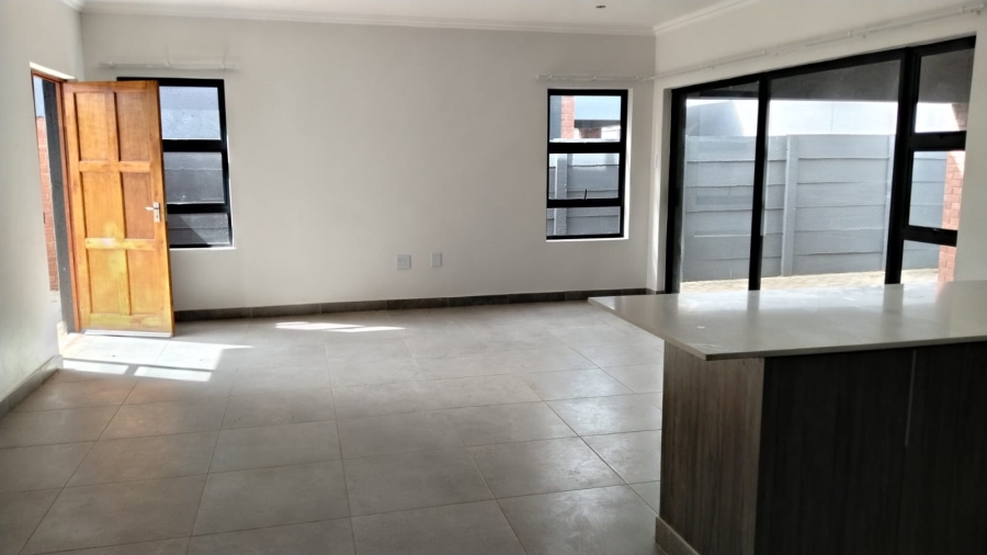 3 Bedroom Property for Sale in Greenhills Gauteng
