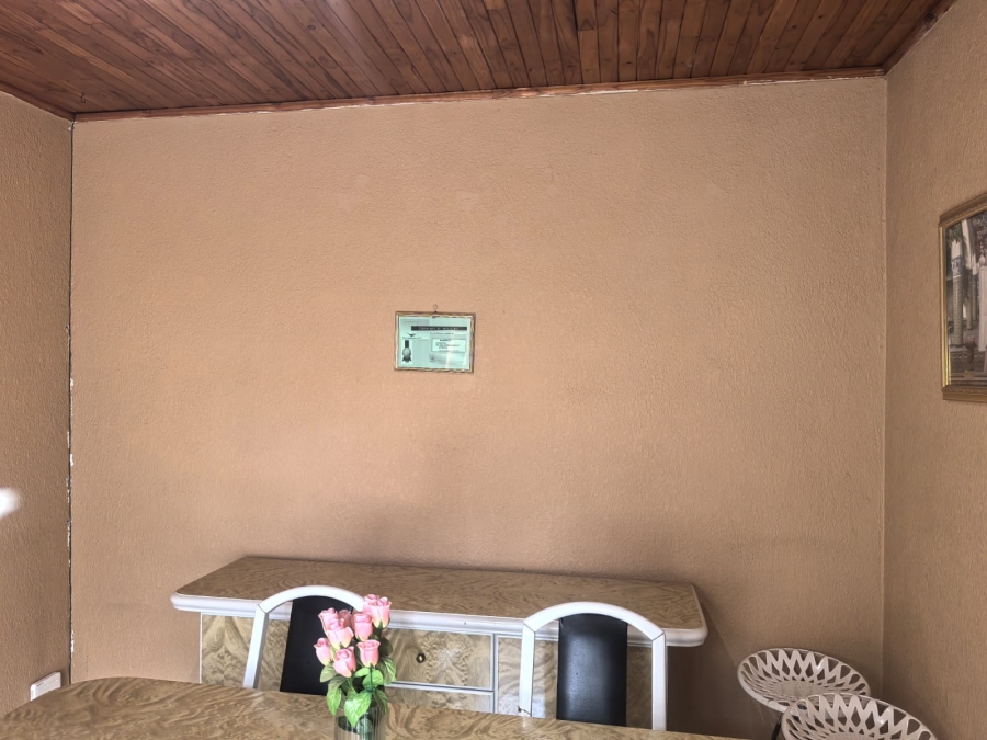 4 Bedroom Property for Sale in Witpoortjie Gauteng