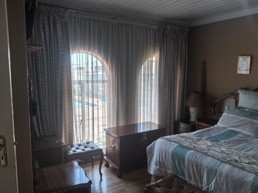 4 Bedroom Property for Sale in Witpoortjie Gauteng