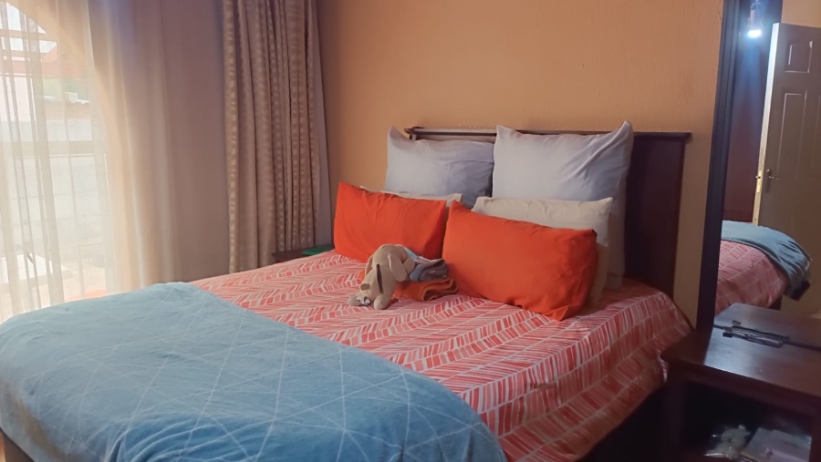 4 Bedroom Property for Sale in Witpoortjie Gauteng