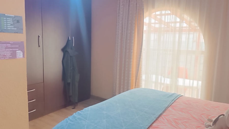 4 Bedroom Property for Sale in Witpoortjie Gauteng