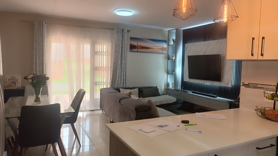 3 Bedroom Property for Sale in Groblerpark Gauteng