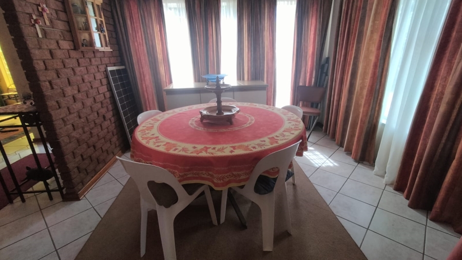 3 Bedroom Property for Sale in Randpoort Gauteng