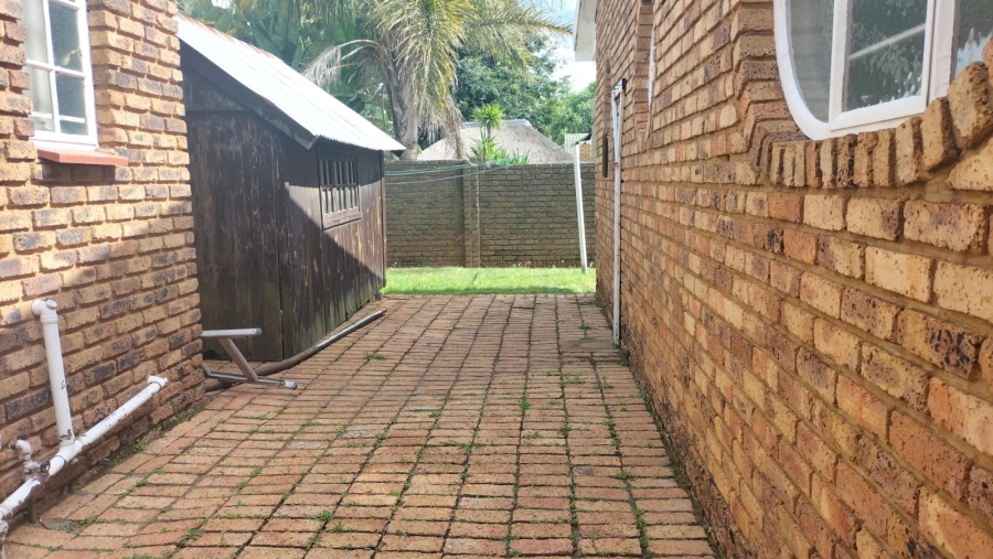 3 Bedroom Property for Sale in Randpoort Gauteng