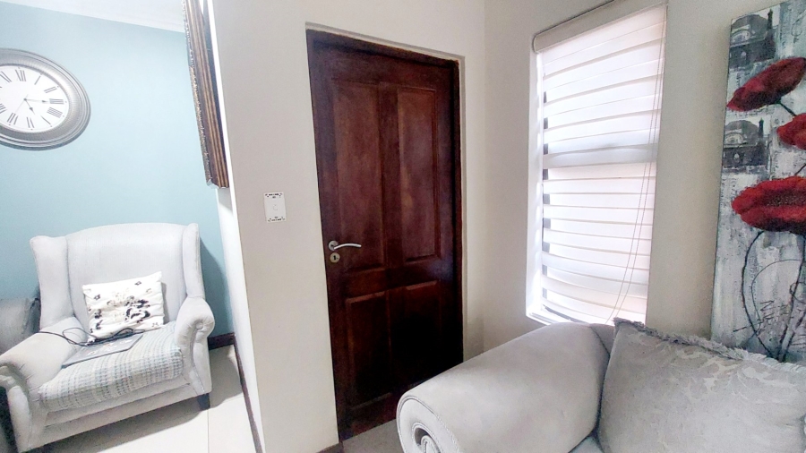 3 Bedroom Property for Sale in Wildtuinpark Gauteng