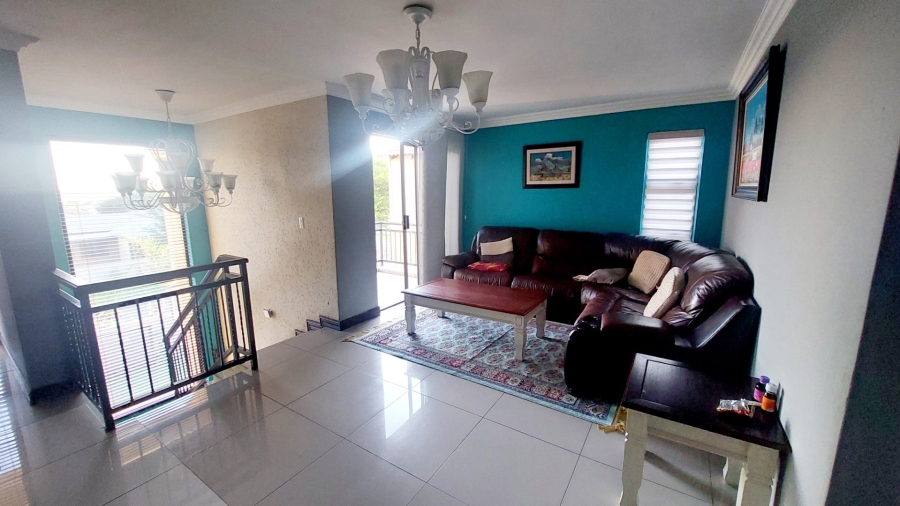 3 Bedroom Property for Sale in Wildtuinpark Gauteng