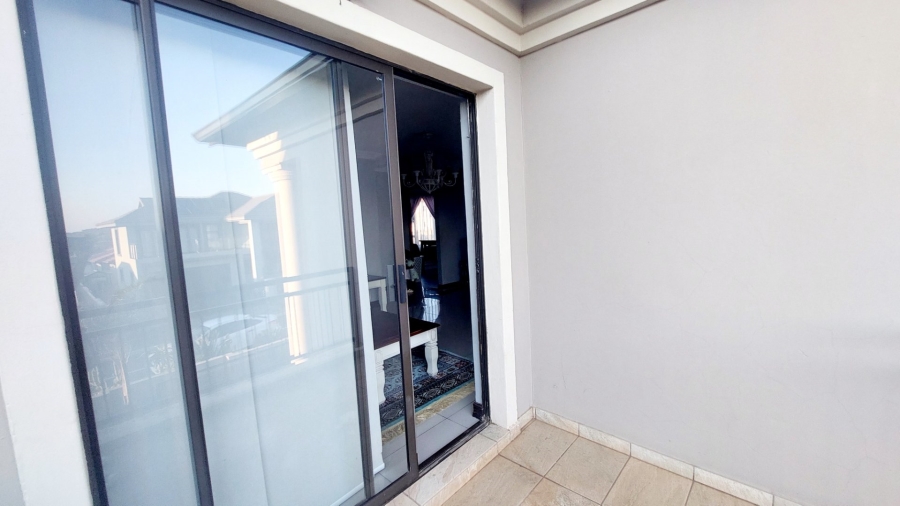 3 Bedroom Property for Sale in Wildtuinpark Gauteng