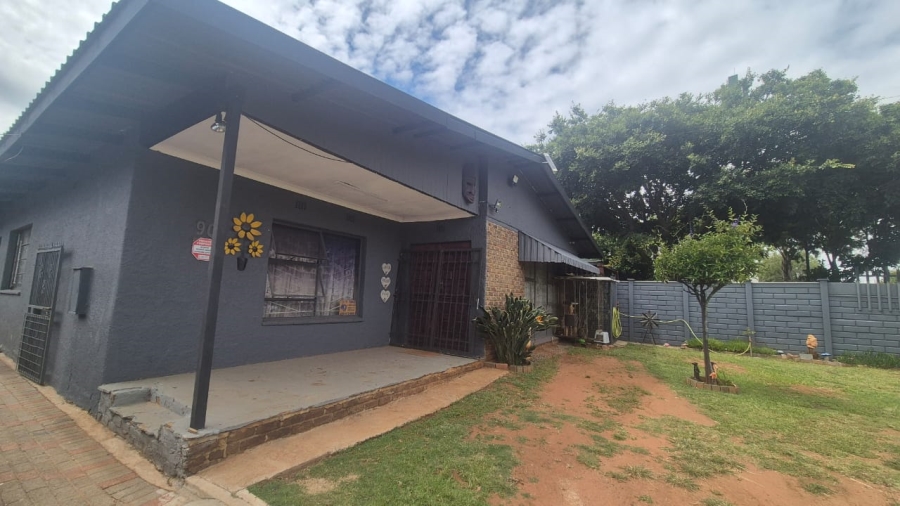 3 Bedroom Property for Sale in Krugersdorp North Gauteng